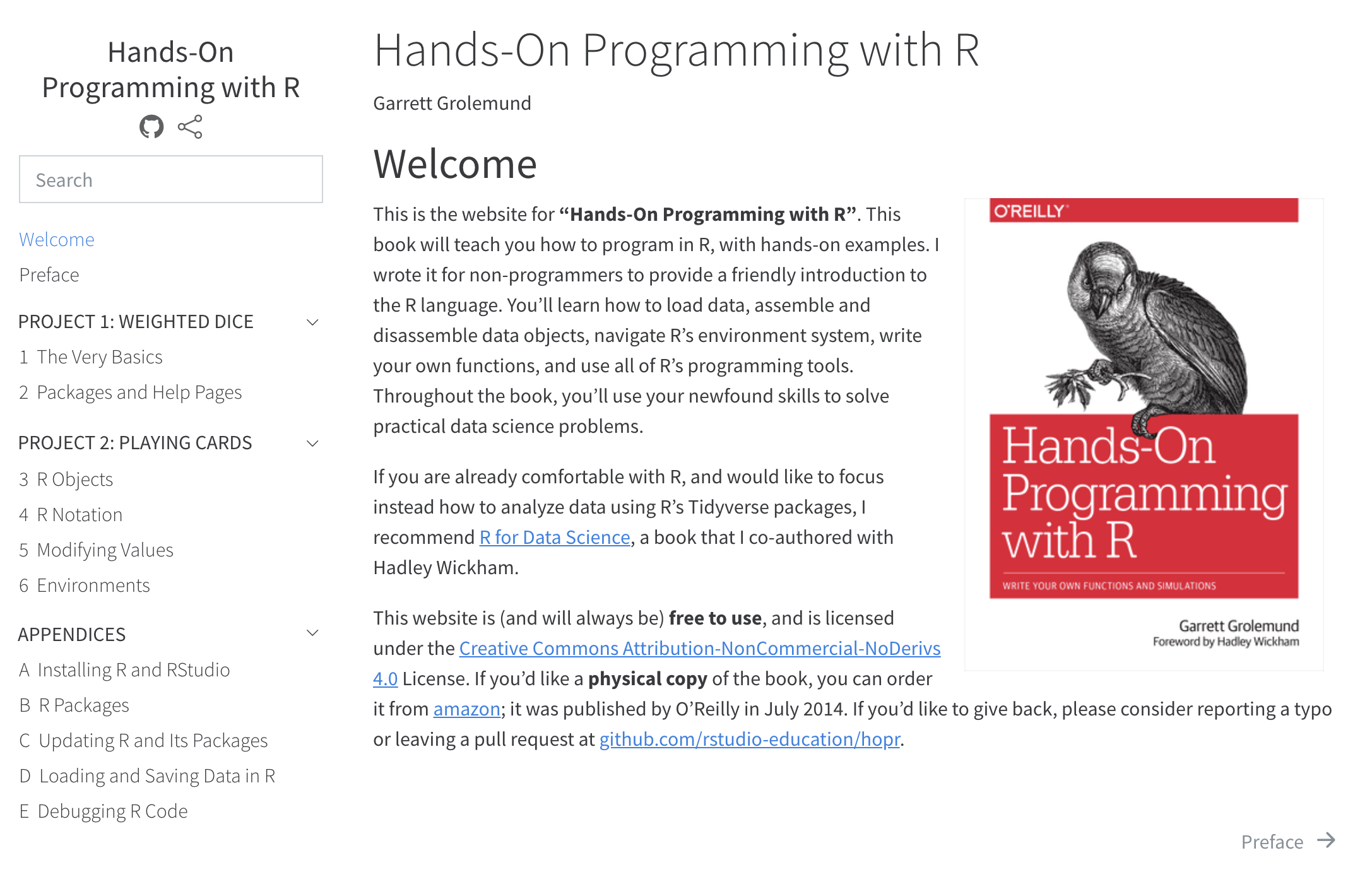 Quarto로 렌더링된 책의 시작 페이지 스크린샷. 사이드바에는 굵은 섹션 제목이 세 개로 구분되어 있으며, 위에서부터 'PROJECT 1: WEIGHTED DICE', 'PROJECT 2: PLAYING CARDS', 'APPENDICES.'